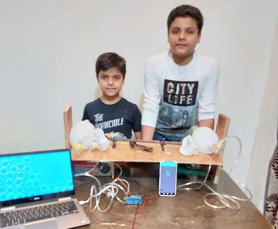 Vinayak Tara and Kartik Tara with their automated ventilator machine
